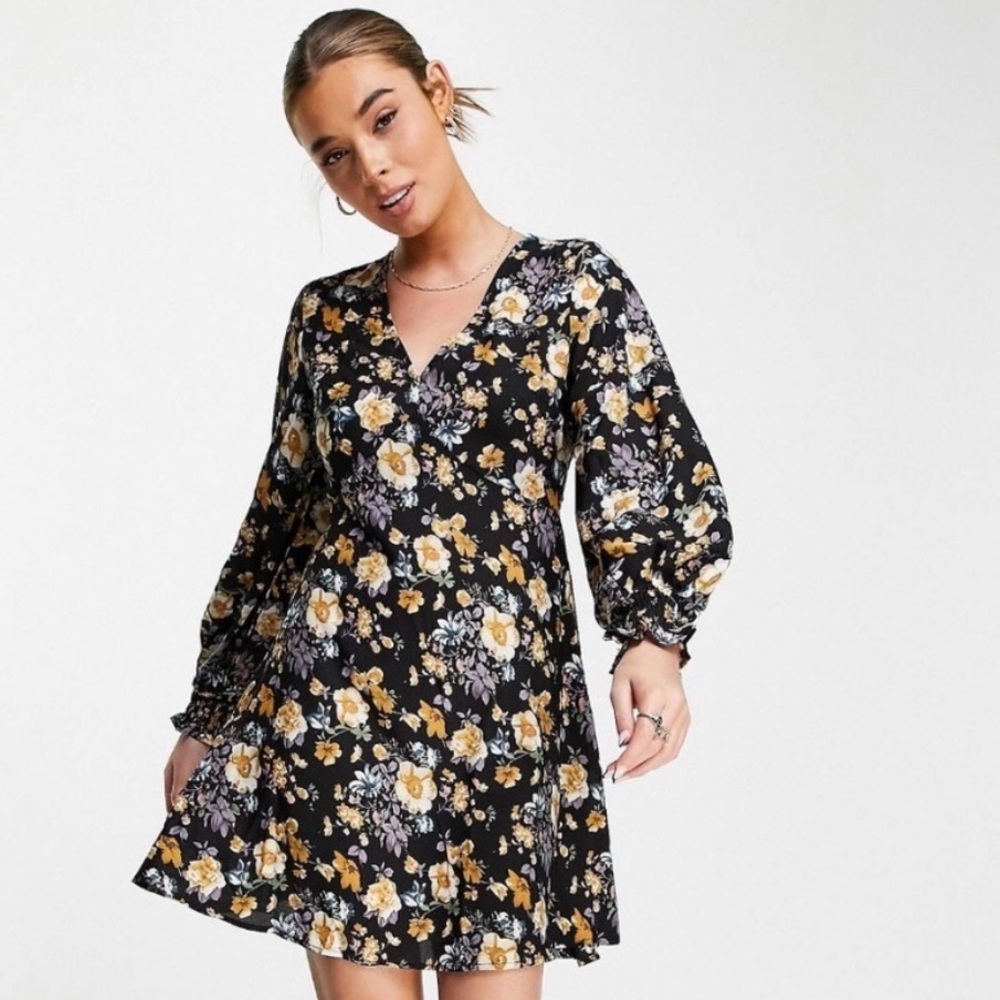 Mini dress in yellow floral print